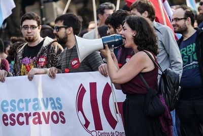 2016 10 06 ManifaFolgaConveniosCentrosChamadasVigo19.jpg